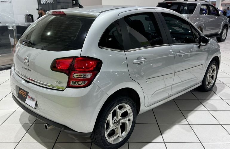 Citroën C3 1.6 VTi 120 Exclusive E - Foto #3