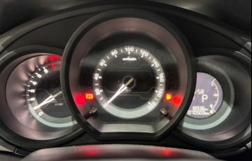 Citroën C3 1.6 VTi 120 Exclusive E - Foto #6