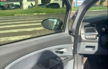 Fiat Linea 1.9 MPi Absolute 16v - Foto #3