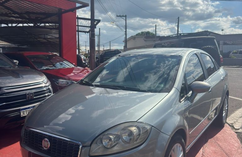 Fiat Linea 1.9 MPi Absolute 16v - Foto #7