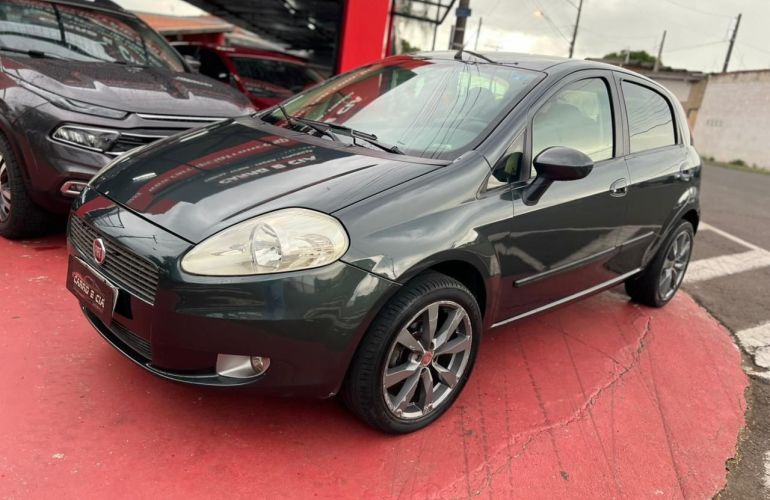 Fiat Punto 1.4 8v - Foto #3