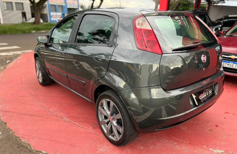 Fiat Punto 1.4 8v - Foto #7