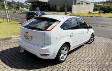 Ford Focus Hatch S 1.6 16V TiVCT - Foto #4
