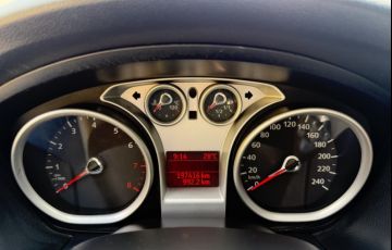Ford Focus Hatch S 1.6 16V TiVCT - Foto #10