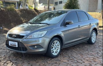Ford Focus Sedan 2.0 16V (Aut)