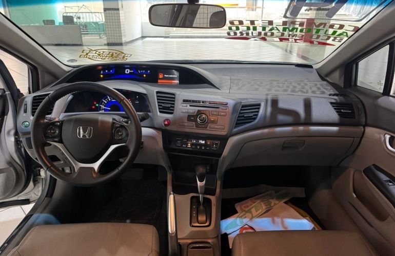 Honda Civic 2.0 LXR 16v - Foto #8
