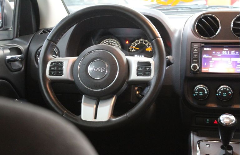 Jeep Compass 2.0 Sport 4x2 16v - Foto #8