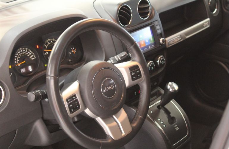 Jeep Compass 2.0 Sport 4x2 16v - Foto #9