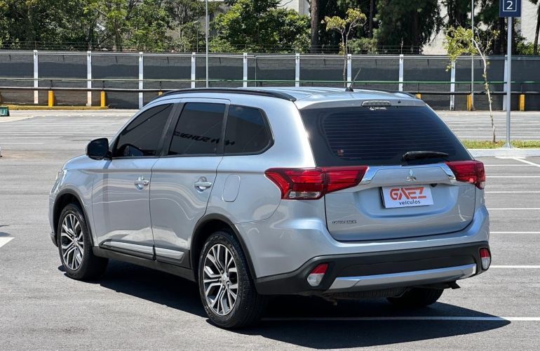 Mitsubishi Outlander 2.0 16v - Foto #2