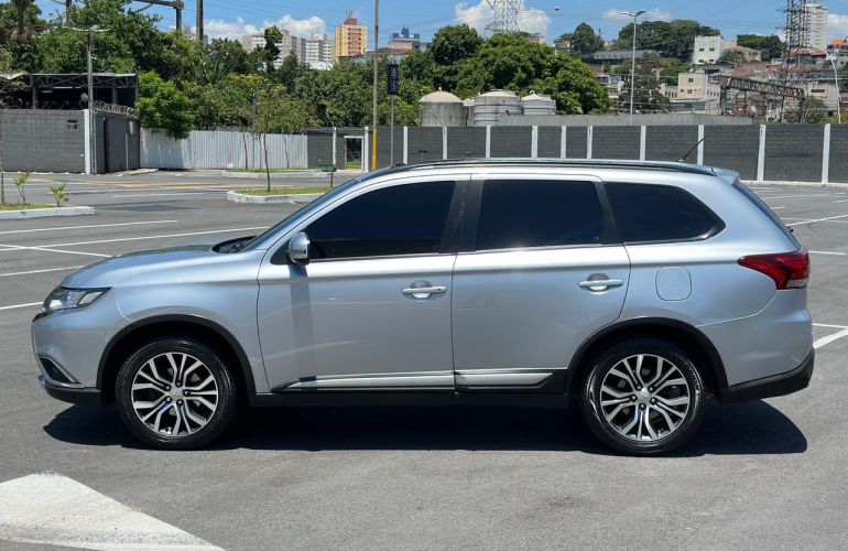 Mitsubishi Outlander 2.0 16v - Foto #10