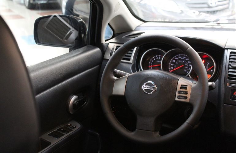 Nissan Tiida 1.8 SL 16v - Foto #4