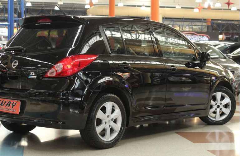 Nissan Tiida 1.8 SL 16v - Foto #7