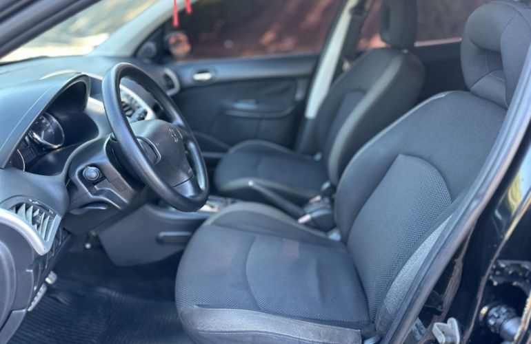 Peugeot 207 Hatch XS 1.6 16V (flex) (aut) - Foto #8