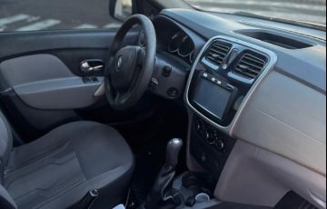 Renault Logan 1.0 Authentique 16v - Foto #7