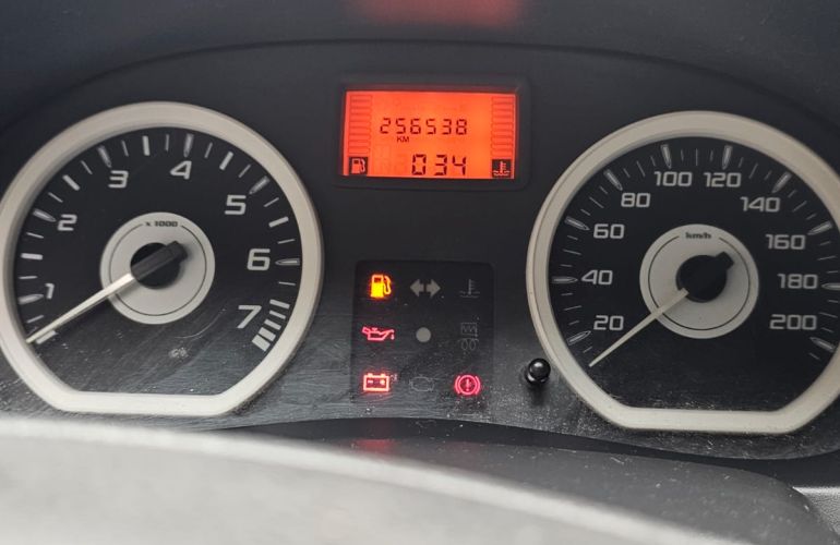 Renault Sandero Stepway 1.6 16V (Flex) - Foto #5