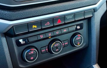 Volkswagen Amarok 3.0 V6 TDi Highline Extreme CD 4motion - Foto #9