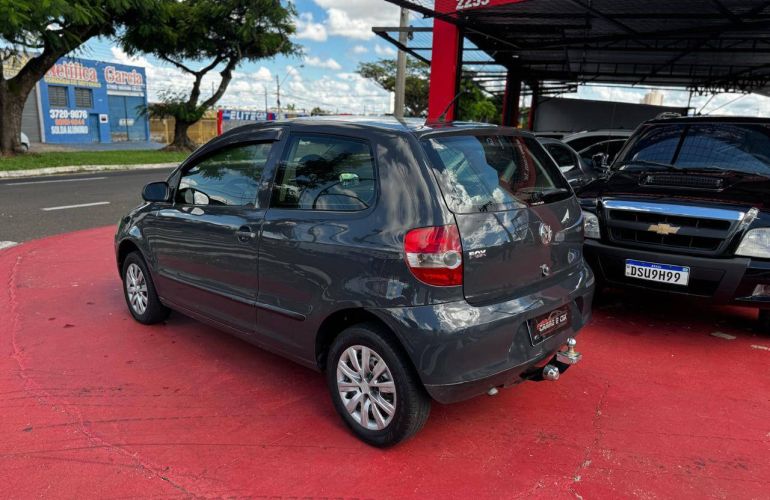 Volkswagen Fox 1.0 Mi 8v - Foto #3