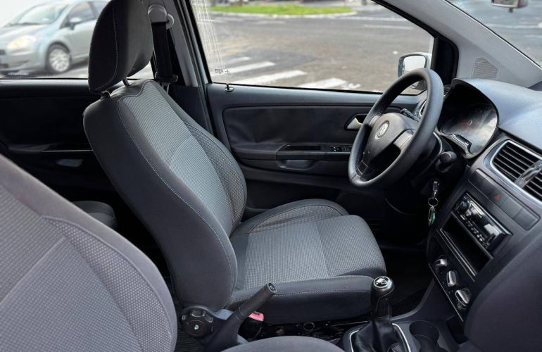 Volkswagen Spacefox 1.6 Mi 8v - Foto #2