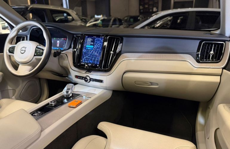 Volvo Xc60 2.0 T8 Recharge Inscription Awd - Foto #10