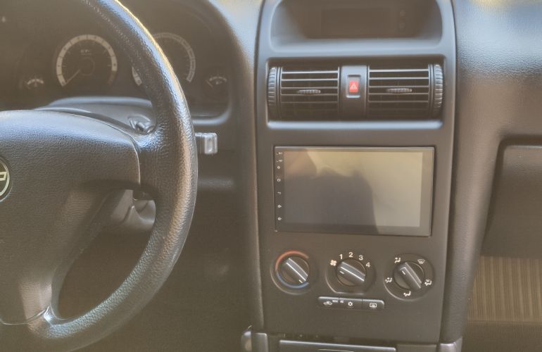 Chevrolet Astra Hatch Advantage 2.0 (Flex) - Foto #4