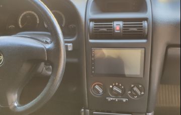 Chevrolet Astra Hatch Advantage 2.0 (Flex) - Foto #4