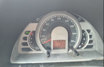 Volkswagen Fox 1.0 8V (Flex) - Foto #8