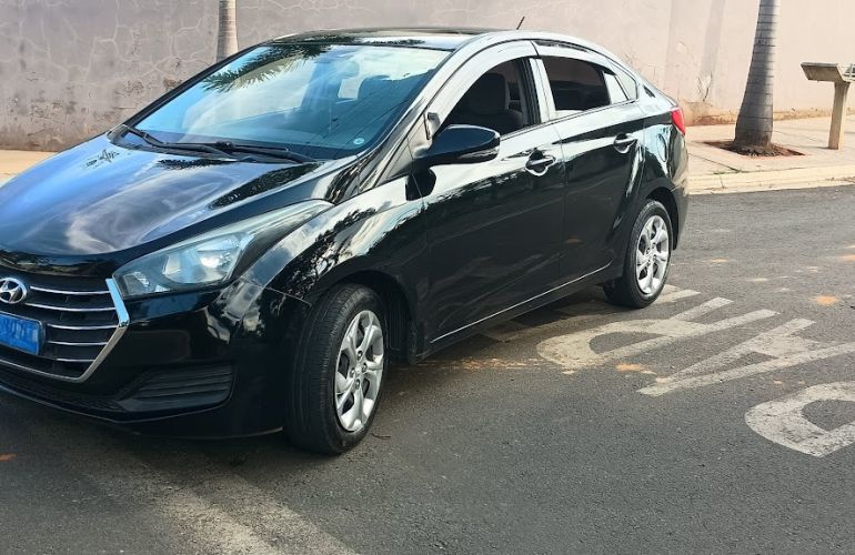 Hyundai HB20S 1.0 Comfort Plus - Foto #2