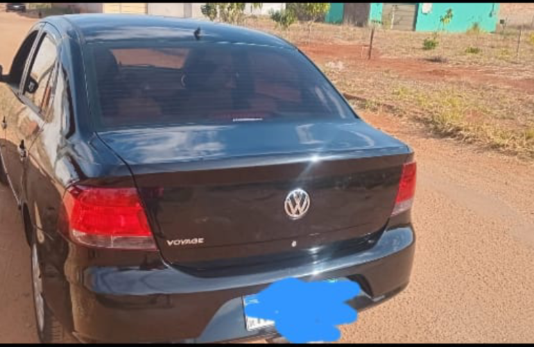 Volkswagen Voyage 1.0 Total Flex - Foto #10