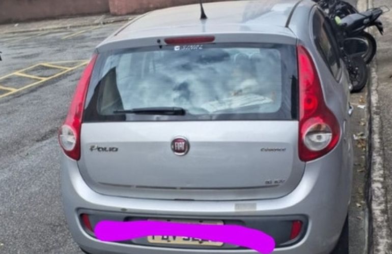 Fiat Palio Essence 1.6 16V (Flex) - Foto #5