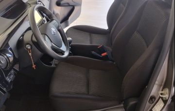 Toyota Etios X 1.3 (Flex) - Foto #6