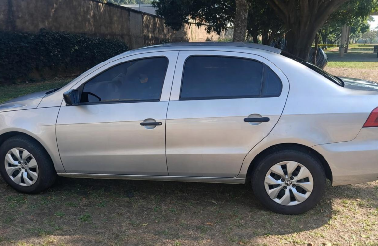 Volkswagen Voyage 1.0 TEC Trendline (Flex) - Foto #2