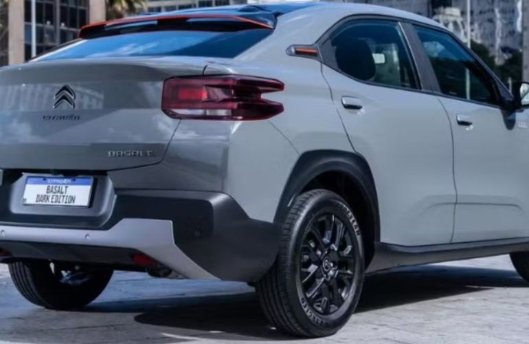 Citroën Basalt 1.0 T200 Dark Edition (Aut) - Foto #3