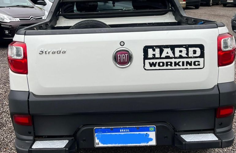 Fiat Strada Hard Working 1.4 (Flex) (Cabine Estendida) - Foto #5