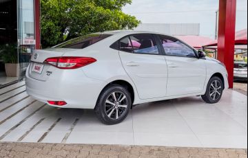 Toyota Yaris Sedan 1.5 XLS Connect CVT - Foto #4