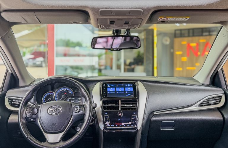 Toyota Yaris Sedan 1.5 XLS Connect CVT - Foto #5