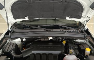 Jeep Renegade 1.8 Longitude (Aut) - Foto #8