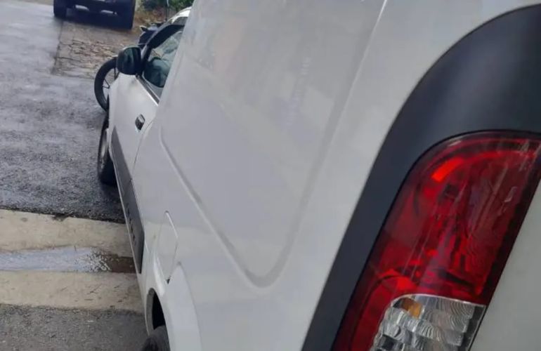 Fiat Fiorino Furgão 1.4 Evo (Flex) - Foto #2