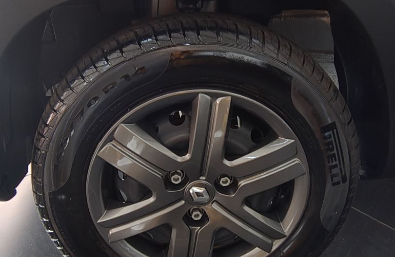 Renault Kwid 1.0 Intense - Foto #3