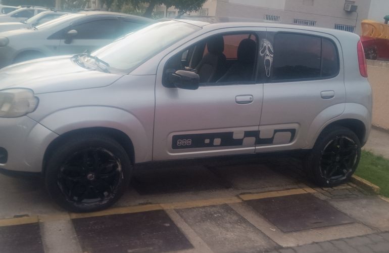 Fiat Uno Vivace 1.0 8V (Flex) 4p - Foto #4