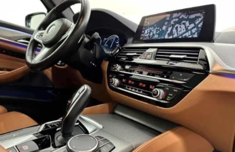 BMW 530i M Sport - Foto #3