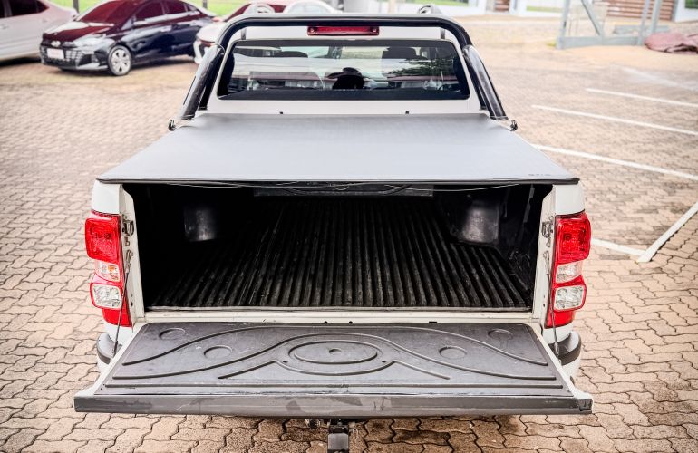 Chevrolet S10 2.8 CTDI LS 4WD (Cab Dupla) - Foto #6