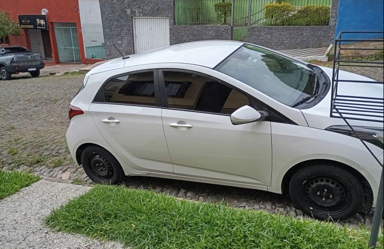 Hyundai HB20 1.0 Comfort - Foto #8