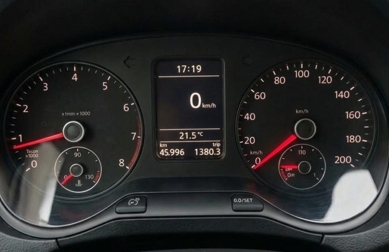 Volkswagen Fox 1.0 VHT (Flex) 4p - Foto #2