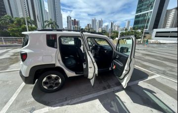 Jeep Renegade 1.8 (Aut) - Foto #7