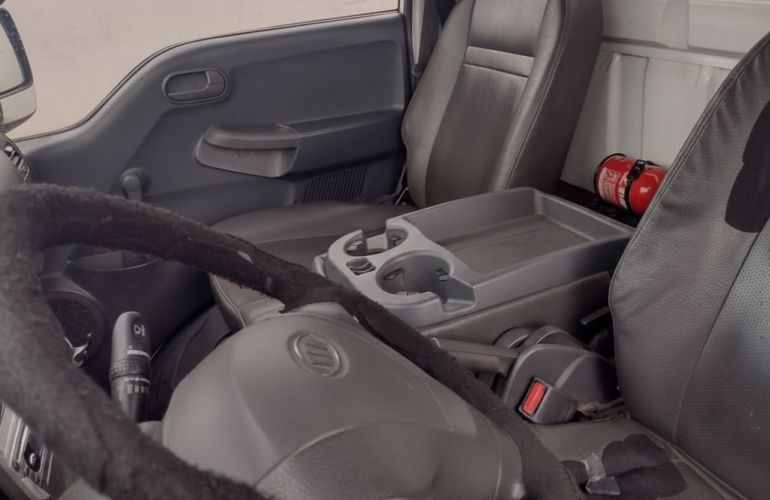 Kia Bongo K-2500 STD 4x2 RS (cab. simples) - Foto #3