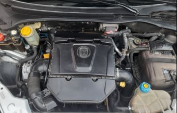 Fiat Punto Essence 1.8 16V Dualogic (Flex) - Foto #6