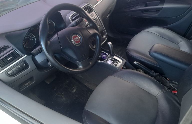 Fiat Punto Essence 1.8 16V Dualogic (Flex) - Foto #9