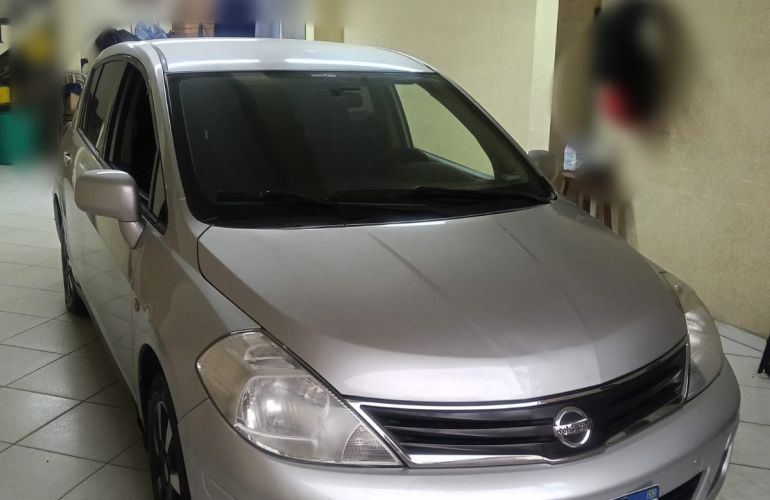 Nissan Tiida S 1.8 (flex) - Foto #3
