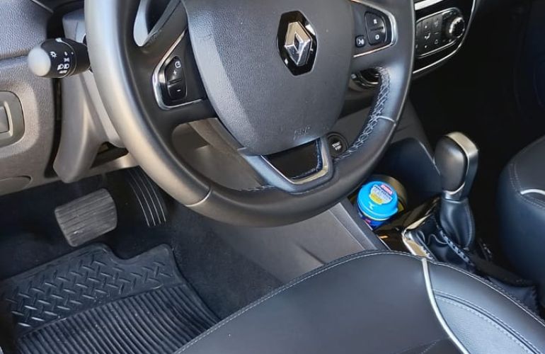 Renault Captur 1.6 Intense CVT - Foto #8