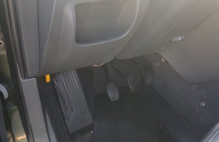 Fiat Idea Adventure 1.8 (Flex) - Foto #3